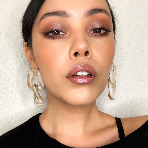 🧞♂️LE🧞♂️MAC Aladdin Collection Lipglass- Jewels On Jewels - Picture 5 of 16